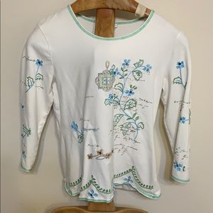 3/4 long sleeve scoop neck t shirt